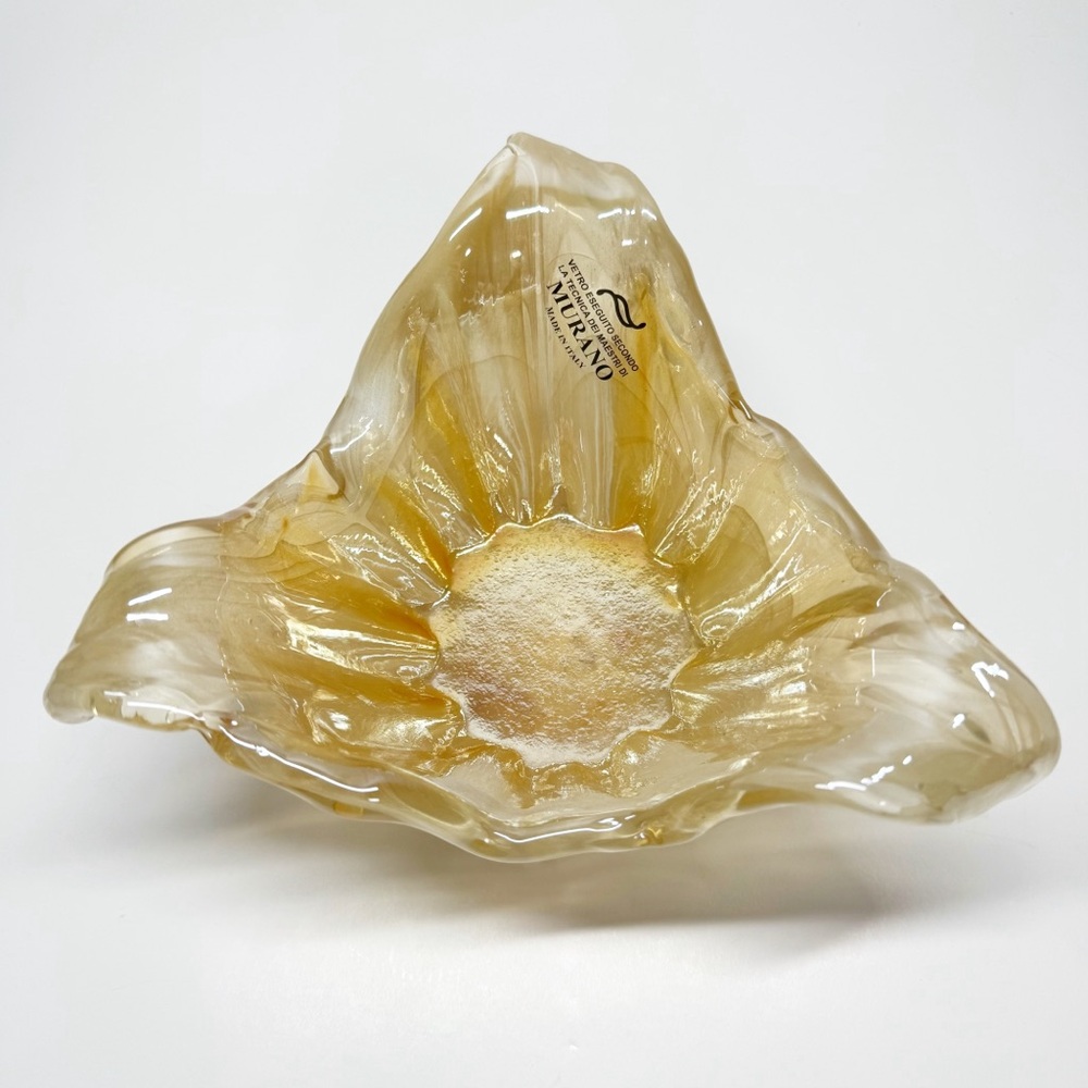 Murano Italian Art Glass Iris Petal Bowl